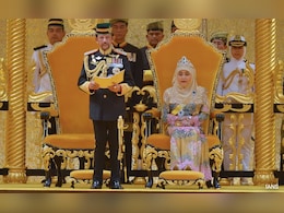 7000 गाड़ियों के मालिक, रहते हैं दुनिया के सबसे बड़े पैलेस में; कुछ ऐसी है ब्रुनेई के सुल्तान की लग्जरी लाइफस्टाइल 7000 गाड़ियों के मालिक, रहते हैं दुनिया के सबसे बड़े पैलेस में; कुछ ऐसी है ब्रुनेई के सुल्तान की लग्जरी लाइफस्टाइल