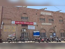 बाड़मेर के राजकीय अस्पताल में महिला के साथ छेड़छाड़, कलेक्टर टीना डाबी के संज्ञान में आने पर कार्रवाई बाड़मेर के राजकीय अस्पताल में महिला के साथ छेड़छाड़, कलेक्टर टीना डाबी के संज्ञान में आने पर कार्रवाई