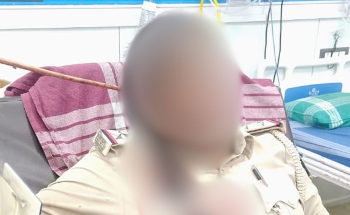 बिहार: अररिया में अवैध कब्जा हटाने गई पुलिस टीम पर हमला, महिला SI के सिर में लगा तीर