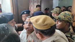 SI Paper Leak Case: आरोपी रामू राम राईका ने वकीलों से कहा 'थप्पड़ लगाऊंगा', कोर्ट के बाहर भारी हंगामा