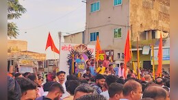 शेगावमध्ये गणेश विसर्जन मिरवणुकीवर दगडफेक, 2 तास मिरवणुकीचा खोळंबा