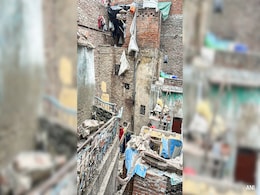 4 Killed, 14 Injured As House Collapses In Delhi; Rescue Ops Underway: Cops 4 Killed, 14 Injured As House Collapses In Delhi; Rescue Ops Underway: Cops