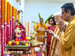 PM मोदी पहुंचे CJI चंद्रचूड़ के घर, गणपति पूजा में लिया हिस्सा; देखिए VIDEO