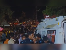 Mahakal Mandir Incident: जब 35 लोगों की हुई थी मौत... जानें महाकाल मंदिर में कब-कब हुए हादसे Mahakal Mandir Incident: जब 35 लोगों की हुई थी मौत... जानें महाकाल मंदिर में कब-कब हुए हादसे
