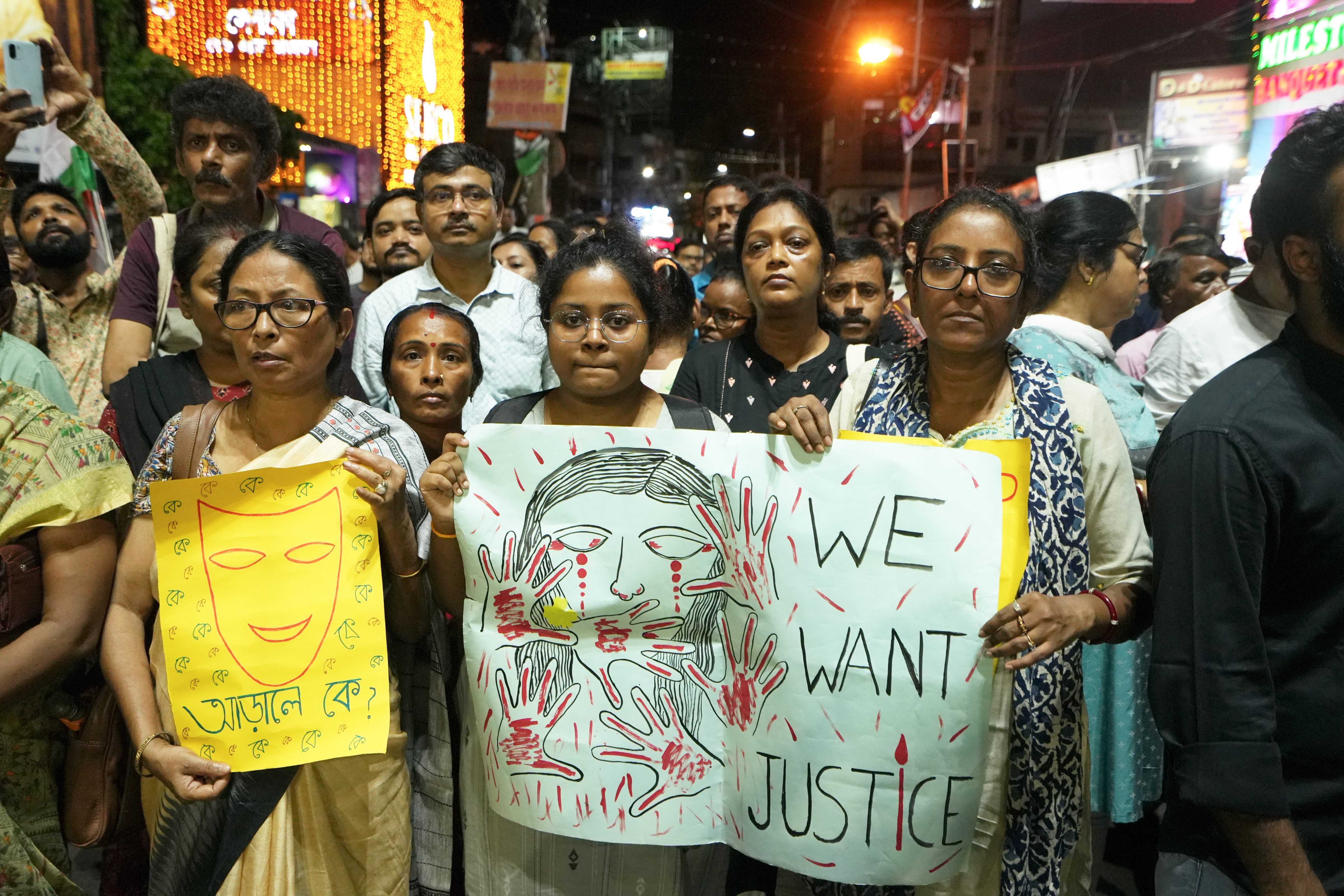 Trinamool Distances Self From Minister\'s \"Woman Protester Drinking\" Remark