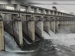 Kota News: बारिश से कोटा बैराज का बढ़ा जलस्तर, 8 गेट खोलकर निकाला 70 हजार क्यूसेक पानी  Kota News: बारिश से कोटा बैराज का बढ़ा जलस्तर, 8 गेट खोलकर निकाला 70 हजार क्यूसेक पानी