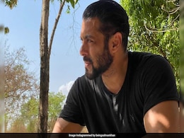 Biker Enters Salman Khan's Security Convoy, Charged With Rash Driving Biker Enters Salman Khan's Security Convoy, Charged With Rash Driving