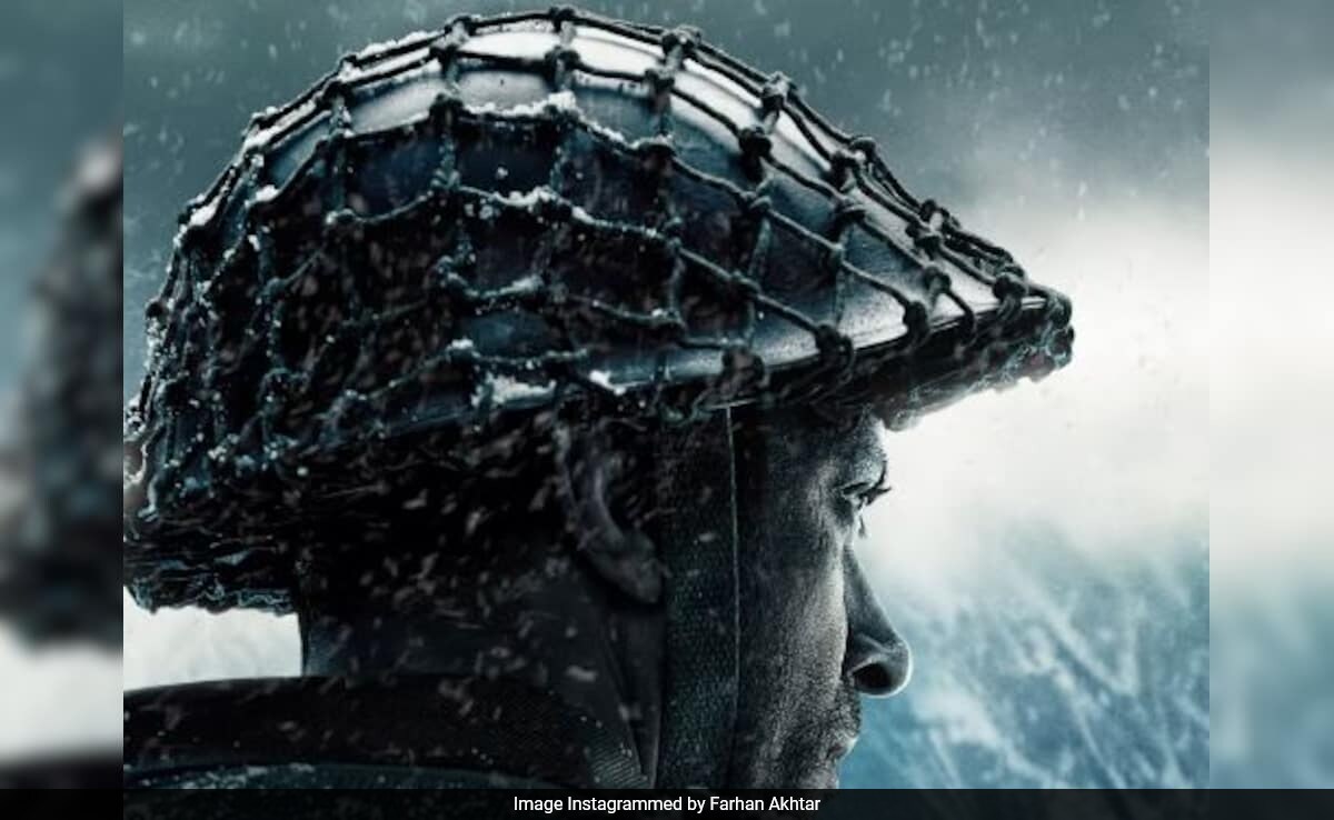 Farhan Akhtar To Play Major Shaitan Singh Bhati In <i>120 Bahadur</i>