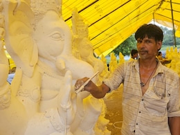 गणेश चतुर्थी पर महंगाई से छलका मूर्तिकारों का दर्द... मिट्टी, बांस से लेकर सुतली तक महंगी हुई प्रतिमा बनाने की सामग्री