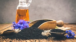 Difference Between Kalonji And Black Sesame Seeds: Use In Day-To-Day Cooking