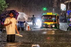 आज Umbrella रखें तैयार, हो सकती है बारिश , अगले 3 दिनों तक कैसा रहेगा Weather?