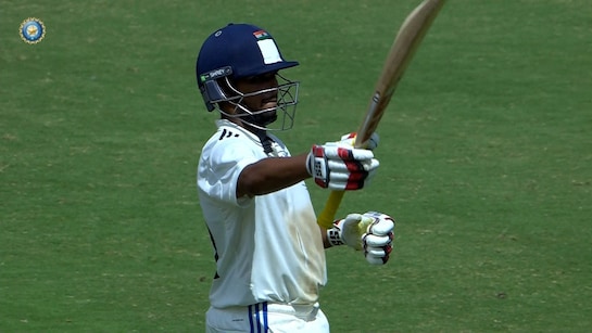 Duleep Trophy: बड़े भाई के लिए कहीं खतरा न बन जाएं मुशीर खान, दलीप ट्रॉफी में शतक के साथ दी जोरदार दस्तक