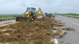Rajasthan: धौलपुर में चंबल नदी के पास NH-44 का हिस्सा धंसा, प्रशासन में मचा हड़कंप; MP से टूटा संपर्क