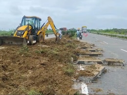 Rajasthan: धौलपुर में चंबल नदी के पास NH-44 का हिस्सा धंसा, प्रशासन में मचा हड़कंप; MP से टूटा संपर्क Rajasthan: धौलपुर में चंबल नदी के पास NH-44 का हिस्सा धंसा, प्रशासन में मचा हड़कंप; MP से टूटा संपर्क