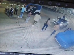 Fight Breaks Out After Indore Woman Allegedly Harassed By Bike-Borne Men Fight Breaks Out After Indore Woman Allegedly Harassed By Bike-Borne Men
