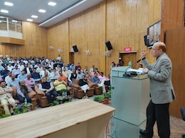 अनोखी पहल... Gwalior High Court में Sholay फिल्म के सीन दिखाकर समझाई गई न्याय की बारीकियां&nbsp;