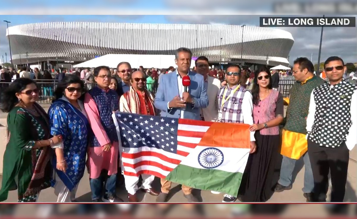 Live Updates: Indian-Americans Wait For PM Modi In Packed New York Stadium Live Updates: Indian-Americans Wait For PM Modi In Packed New York Stadium
