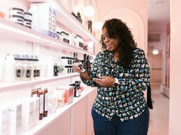 अपने लुक के साथ करें एक्सपेरिमेंट, पाएं Myntra पर Nat Habit, Paradyes के DIY हेयर कलर पर भारी छूट अपने लुक के साथ करें एक्सपेरिमेंट, पाएं Myntra पर Nat Habit, Paradyes के DIY हेयर कलर पर भारी छूट