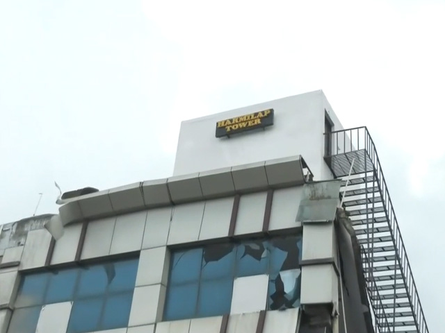 Building Collapses In Lucknow's Transport Nagar, 5 Feared Trapped