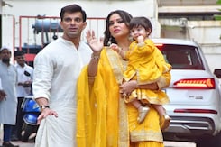 Ganesh Chaturthi: Bipasha Basu And Devi Twin. Bonus- Karan Singh Grover Ganesh Chaturthi: Bipasha Basu And Devi Twin. Bonus- Karan Singh Grover