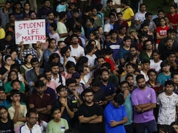 "Saw Our Friend Hanging For Hours": Massive Protest At IIT-Guwahati "Saw Our Friend Hanging For Hours": Massive Protest At IIT-Guwahati