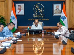 मणिपुर में बिगड़े हालात के बाद यूनिवर्सिटी की परीक्षाएं स्थगित, 3 जिलों में कर्फ्यू, 5 दिनों के लिए इंटरनेट बंद मणिपुर में बिगड़े हालात के बाद यूनिवर्सिटी की परीक्षाएं स्थगित, 3 जिलों में कर्फ्यू, 5 दिनों के लिए इंटरनेट बंद