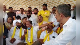 पंढरपुरातील धनगर उपोषणकर्ते आणि दोन मंत्र्यांमधील चर्चा निष्फळ, उद्या CM एकनाथ शिंदेंसोबत बैठक