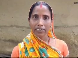 घर के दरवाजे पर अचानक धमाके के साथ फट गई जमीन, देखते ही देखते उसमें समा गई महिला, फिर... घर के दरवाजे पर अचानक धमाके के साथ फट गई जमीन, देखते ही देखते उसमें समा गई महिला, फिर...