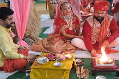 2 Russian Couples Get Married As Per Hindu Rituals In Haridwar 2 Russian Couples Get Married As Per Hindu Rituals In Haridwar