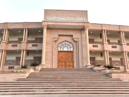 राजस्थान हाई कोर्ट ने DM को फटकारा, कहा- 'लोग भीख मांगने कलेक्ट्रेट नहीं आएंगे', बताएं आप पर कार्रवाई क्यों न करें?