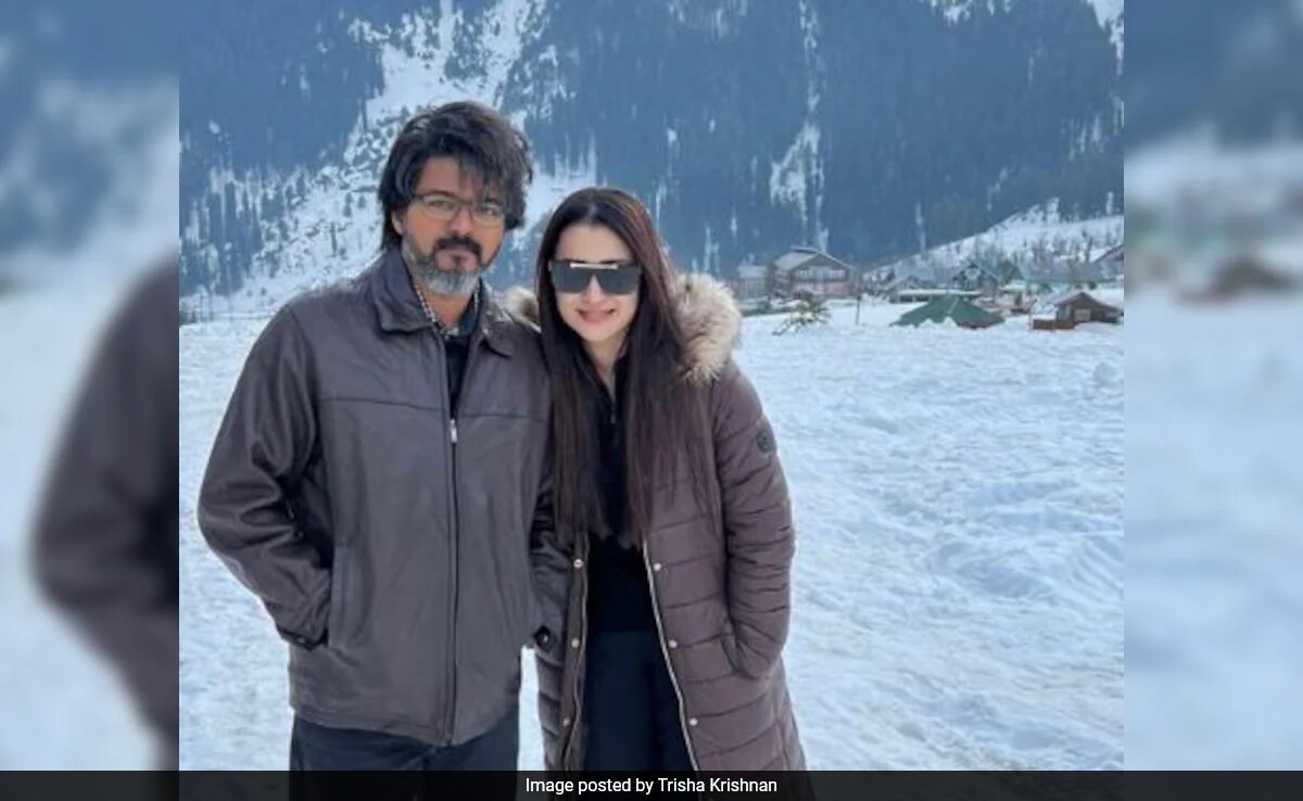 Trisha Krishnan Watches First Day First Show Of Vijay's <i>GOAT</i> In Theatres