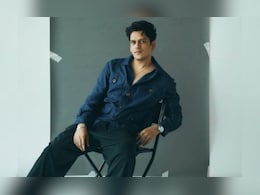 Vijay Varma To Paps Hounding Malaika Arora After Dad's Death: Leave Grieving Family Alone