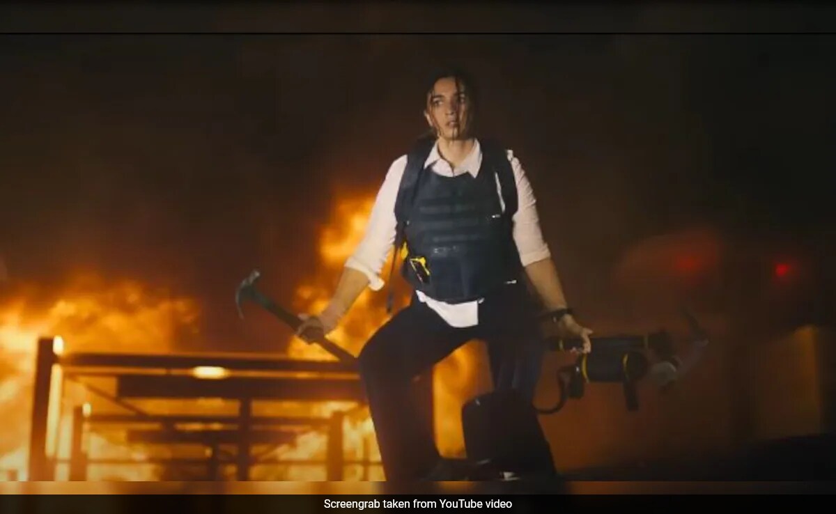 <i>Jigra</i> Teaser Trailer:  Alia Bhatt Aspires To Be A Bachchan-Like Hero To Save Brother Vedang Raina