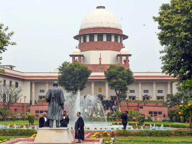 तिरुपति के प्रसाद में चर्बी वाला विवाद पहुंचा सुप्रीम कोर्ट, मामले में हस्ताक्षेप की मांग की गई