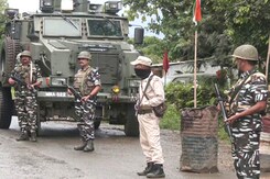 Broadband Internet Back In Manipur's 5 Valley Districts, Mobile Data Still Blocked Broadband Internet Back In Manipur's 5 Valley Districts, Mobile Data Still Blocked