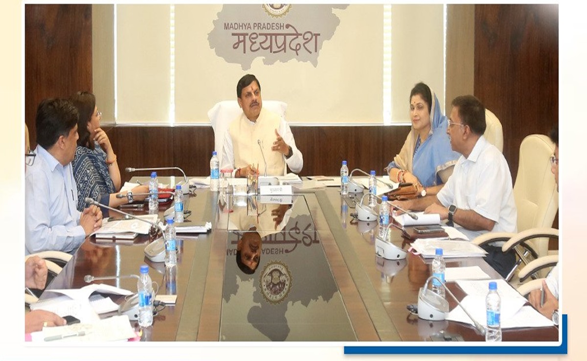 जाति और जन्म-मृत्यु सर्टिफिकेट सरलता से बने, रोजगार के लिए बनाएं प्लान : CM मोहन यादव