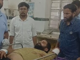 पालीः सुमेरपुर बस स्टैंड के पास गैंगवार, कुख्यात सुरेन्द्र सिंह और पंकिल छिपा की फायरिंग में 1 की मौत, 2 घायल पालीः सुमेरपुर बस स्टैंड के पास गैंगवार, कुख्यात सुरेन्द्र सिंह और पंकिल छिपा की फायरिंग में 1 की मौत, 2 घायल