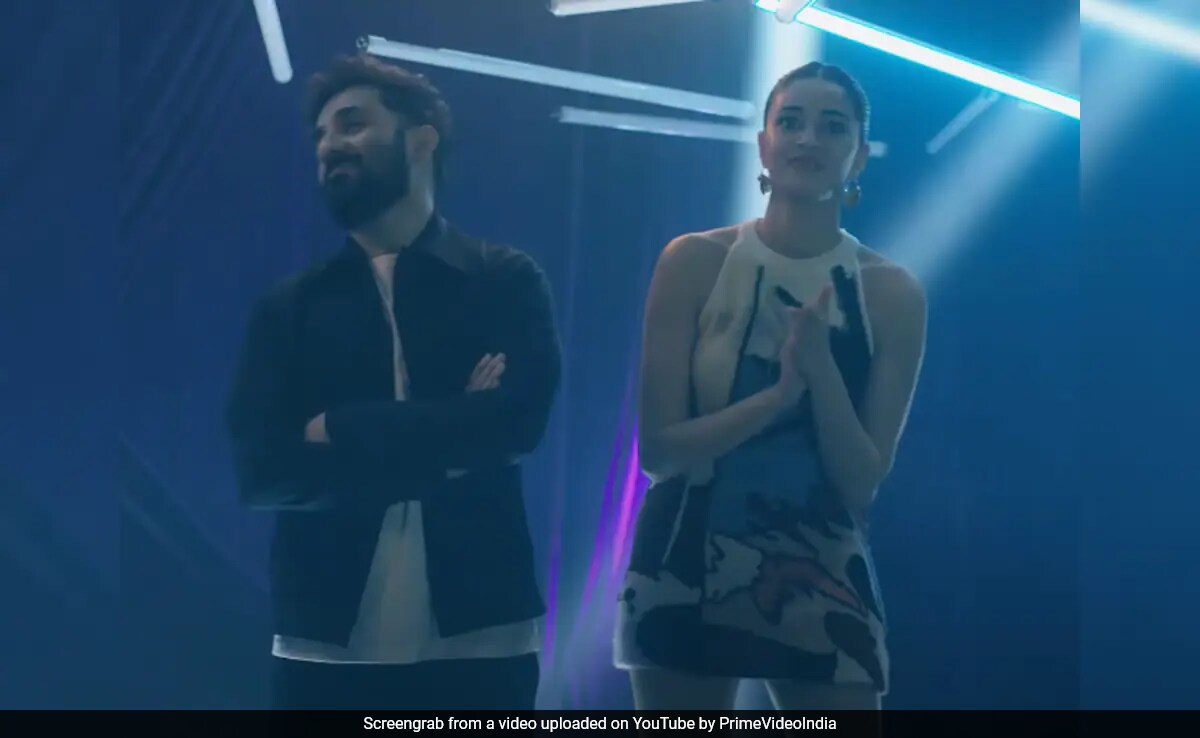 Ananya Panday And Vir Das In An Epic Rap Battle. "BRB, Picking Up All The Mics That Were Dropped"