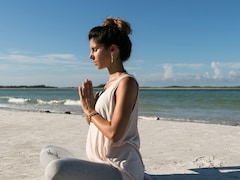 मां बनने के बाद भी रहना चाहती हैं फिट तो डेली करें योग, फ‍िर माइंड और बॉडी हमेशा रहेंगे हेल्‍दी