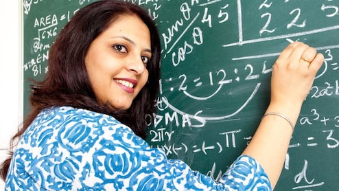 Chhattisgarh Teachers Recruitement: छत्तीसगढ़ में जल्द शुरू होगी 5000 शिक्षकों की भर्ती की प्रक्रिया, वित्त विभाग ने दी मंजूरी