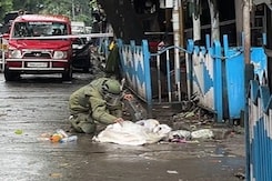Ragpicker Injured In Kolkata Explosion, Bomb Disposal Squad Secures Area Ragpicker Injured In Kolkata Explosion, Bomb Disposal Squad Secures Area