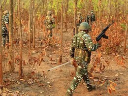Naxal Encounter : बीजापुर के सीमावर्ती इलाके में मुठभेड़, सुरक्षाबलों ने 9 नक्सलियों को किया ढेर Naxal Encounter : बीजापुर के सीमावर्ती इलाके में मुठभेड़, सुरक्षाबलों ने 9 नक्सलियों को किया ढेर