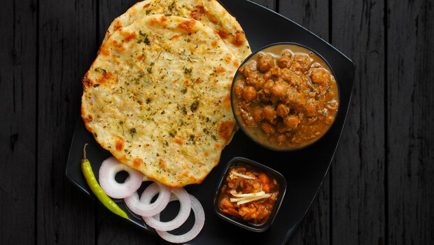 The food in Amritsar let you enjoy typical Punjabi flavours. The food in Amritsar let you enjoy typical Punjabi flavours.