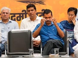 जम्मू-कश्मीर में NC को समर्थन देगी आप, उपराज्यपाल को सौंपा समर्थन पत्र जम्मू-कश्मीर में NC को समर्थन देगी आप, उपराज्यपाल को सौंपा समर्थन पत्र