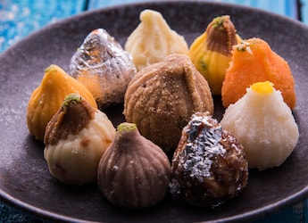 Ganesh Chaturthi 2025: Date, Muhurat Timings, And 5 Classic Bhog Recipes Ganesh Chaturthi 2025: Date, Muhurat Timings, And 5 Classic Bhog Recipes