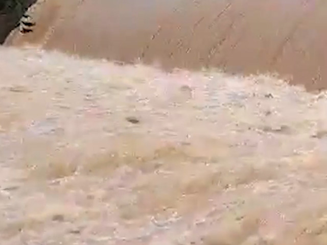 Godavari River Near Bhadrachalam Approaches First Danger Level