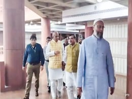 वक्फ बोर्ड के नए बिल को लेकर JPC के पास पहुंचे 2.5 करोड़ ईमेल, जानिए प्रस्तावित बिल से जुड़ी हर जानकारी वक्फ बोर्ड के नए बिल को लेकर JPC के पास पहुंचे 2.5 करोड़ ईमेल, जानिए प्रस्तावित बिल से जुड़ी हर जानकारी