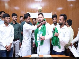 गमछा नहीं हरी टोपी पहनिए : वर्कर्स को RJD का निर्देश, JDU बोली- बिहारी अस्मिता के प्रतीक से परहेज क्यों गमछा नहीं हरी टोपी पहनिए : वर्कर्स को RJD का निर्देश, JDU बोली- बिहारी अस्मिता के प्रतीक से परहेज क्यों