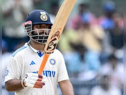 IND vs BAN: ऋषभ पंत ने 814 दिन बाद टेस्‍ट में लगाया शतक, 'गुरु' धोनी के महारिकॉर्ड की बराबरी कर विश्व क्रिकेट को चौंकाया