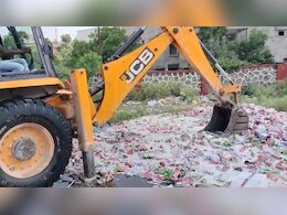 राजसमंद में अवैध शराब के खिलाफ पुलिस की बड़ी कार्रवाई, 4022 केन बीयर को बुलडोजर चलाकर किया नष्ट